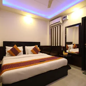 3* Hotel Hill Palace -near Karol Bagh Metro Station