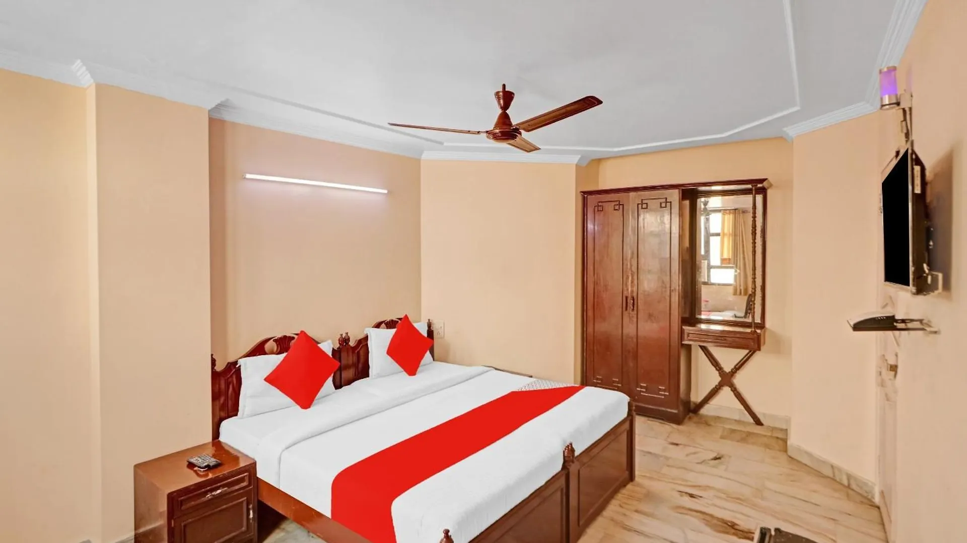 ***  Hotel O Le Sancy Delhi  India